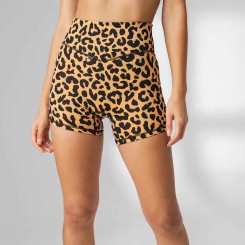 Balance athletics ascend shorts king cheetah